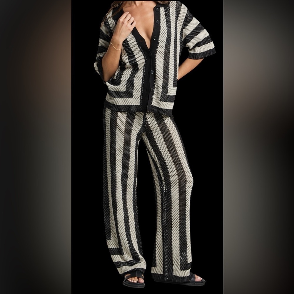 Toboggan White Label Geo  Luxury design black grey 2 piece Knit lounge  set
